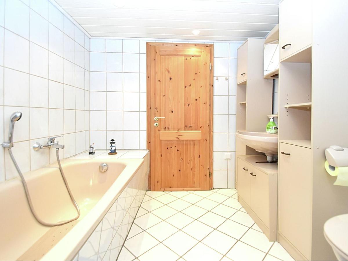 Small Apartment In Hesse With Terrace And Garden Frielendorf Eksteriør billede
